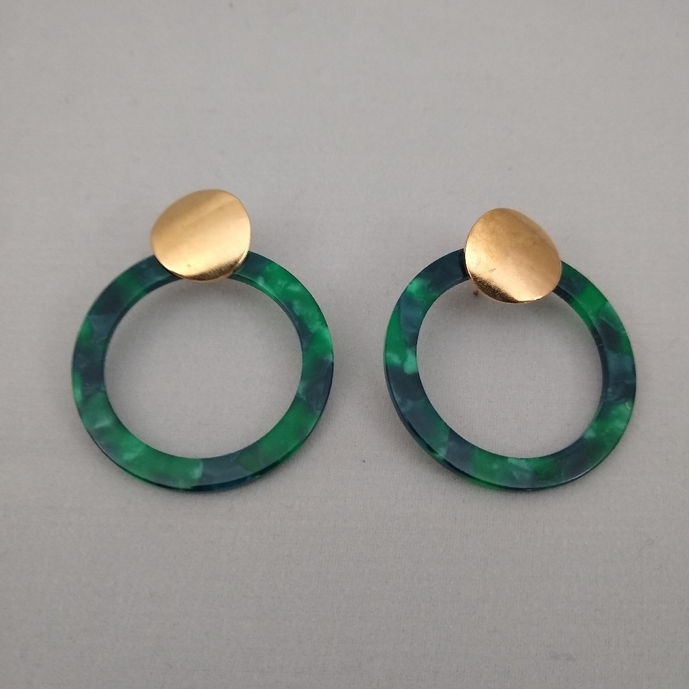 New Ivonne Detination Statement Drop Earrings